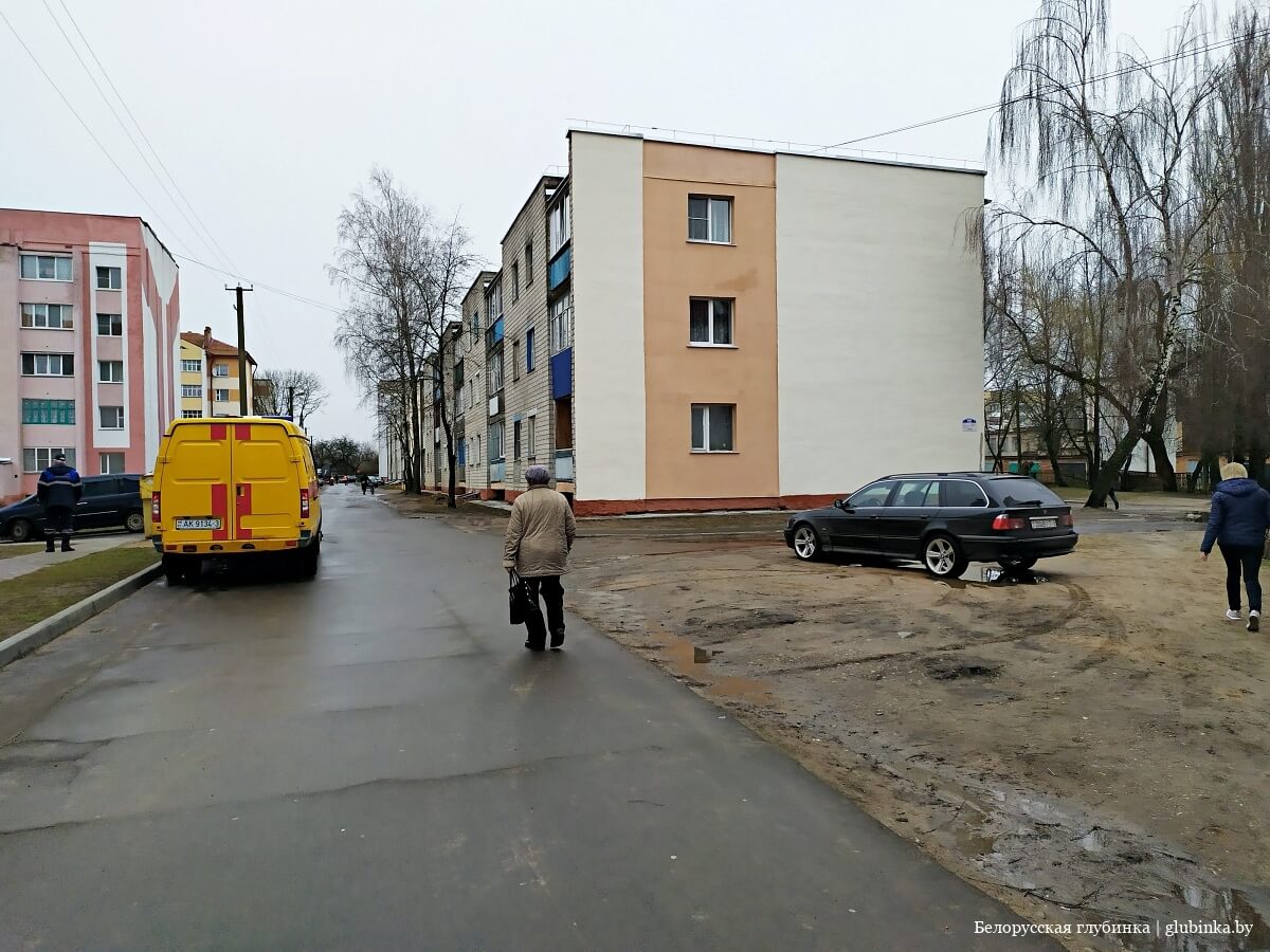 код кормы гомельской области. img 20200306 141230 19. код кормы гомельской области фото. код кормы гомельской области-img 20200306 141230 19. картинка код кормы гомельской области. картинка img 20200306 141230 19. Корма́ (белор. Карма ) — городской посёлок, административный центр Кормянского района Гомельской области Белоруссии. Расположен на реке Сож при впадении в неё реки Кормянки в 110 км от Гомеля, 55 км от железнодорожной станции Рогачёв на линии Могилёв—Жлобин, автодорогами соединён с Чечерском и с автодорогами Бобруйск—Кричев и Гомель—Могилёв. Население 6,2 тыс. чел. (2006).