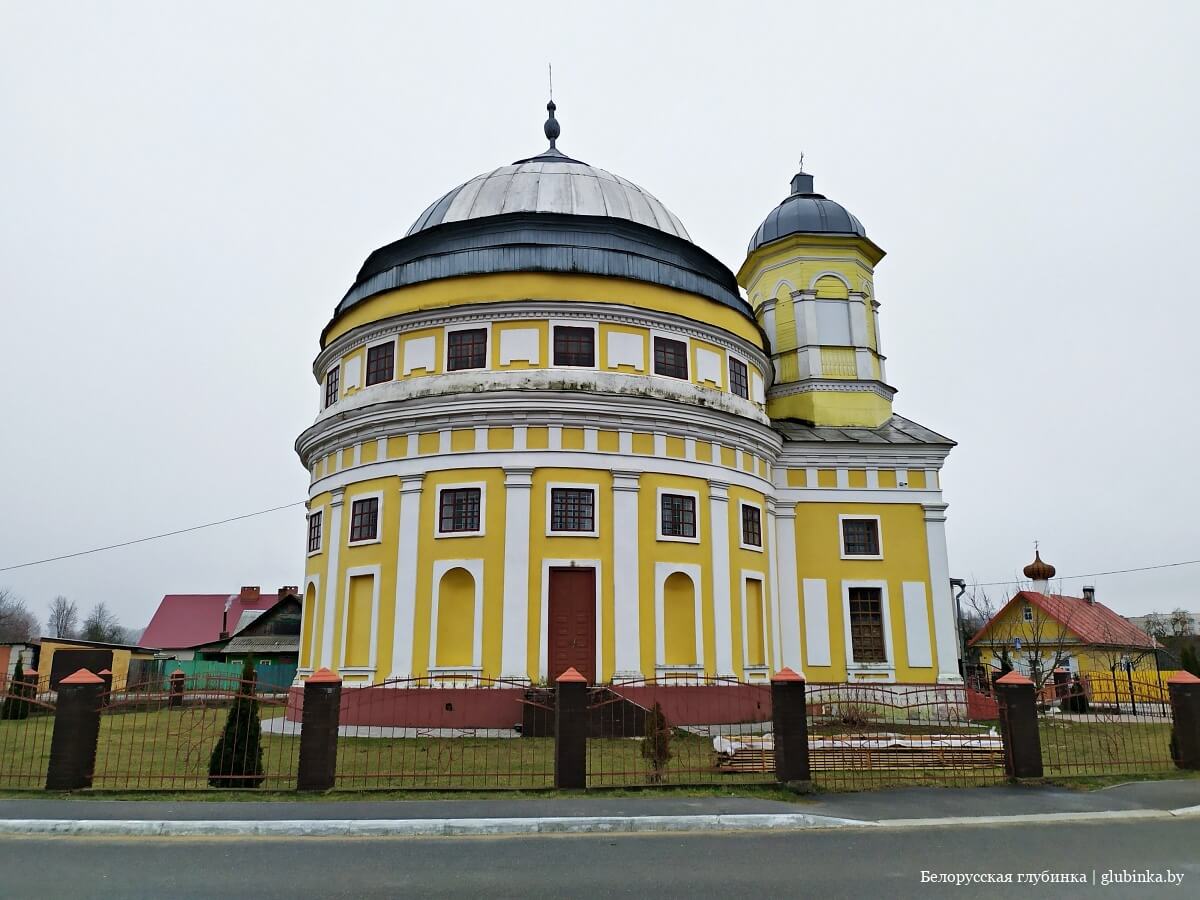 код чечерска гомельская область. img 20200306 163446 41. код чечерска гомельская область фото. код чечерска гомельская область-img 20200306 163446 41. картинка код чечерска гомельская область. картинка img 20200306 163446 41. Город возник в конце IX века на месте городища Замковая Гора на берегу реки Чечера у впадения её в реку Сож. Впервые упоминается в Ипатьевской летописи в 1159 году как город радимичей Чичерск, который киевский князь Изяслав Давидович возвратил вместе с Мозырем черниговскому князю Святополку Олеговичу .